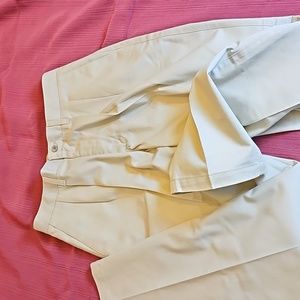 NWT Lee Men's Double Pleat, Related Seat & Thigh Tapered Leg Wrinkle Free Khakis